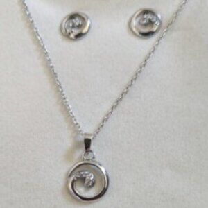 925 sterling silver circle necklace and earing set - NEW